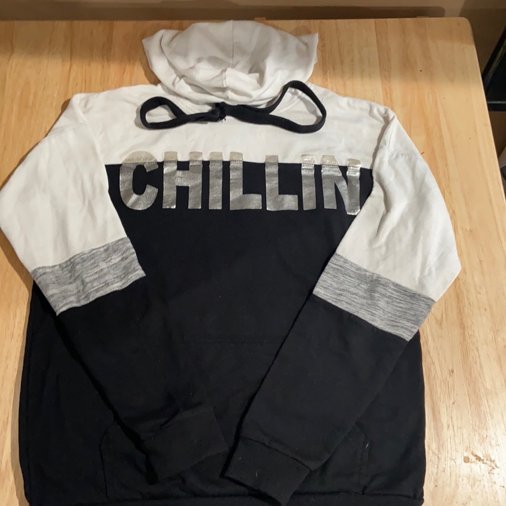 Chillen Graphic Sweater